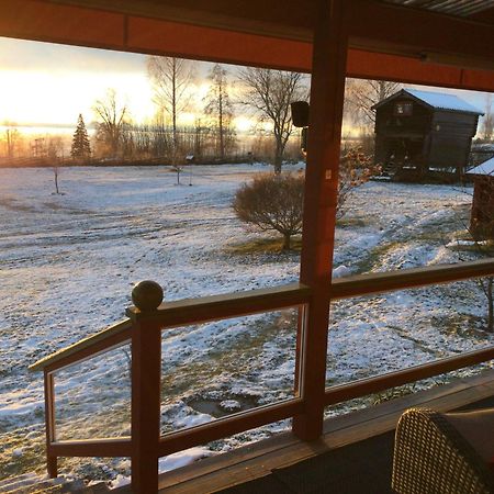 Mysigt Boende I Raettvik Med Utsikt Oever Siljan Rättvik Exterior foto