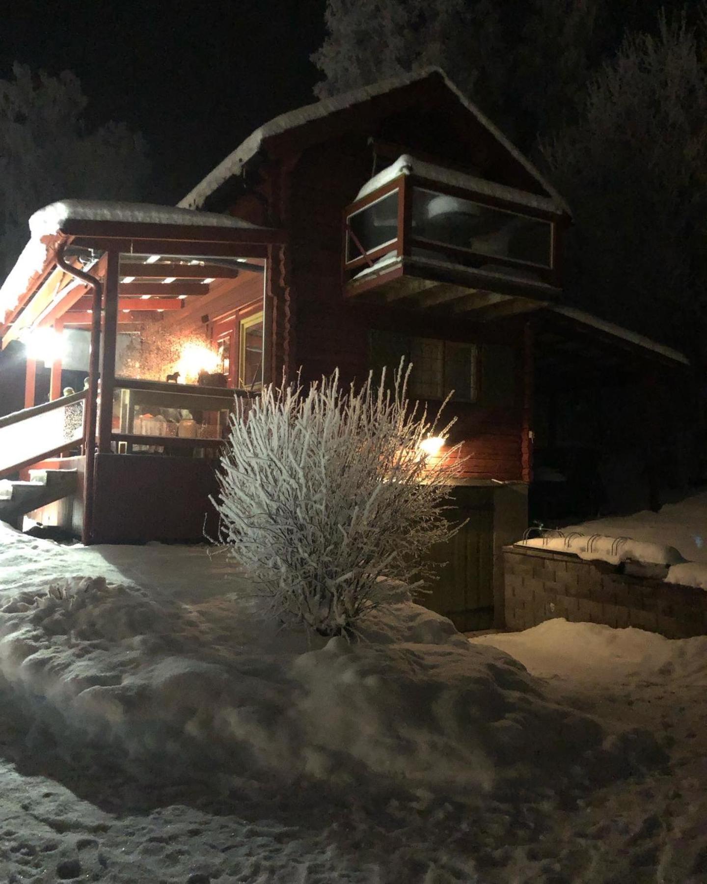 Mysigt Boende I Raettvik Med Utsikt Oever Siljan Rättvik Exterior foto
