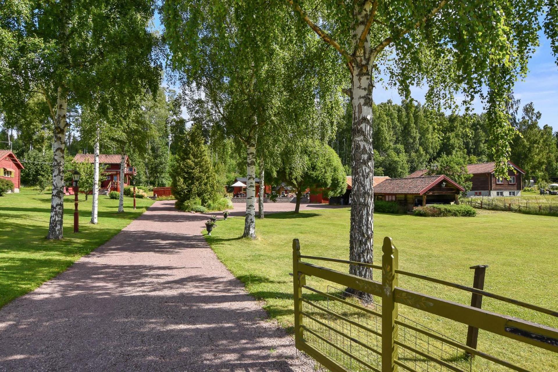 Mysigt Boende I Raettvik Med Utsikt Oever Siljan Rättvik Exterior foto